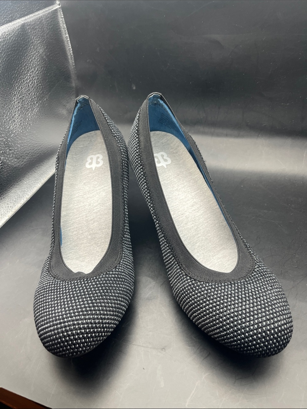SZ 8.5 womens Betabrand Grey Late to the Gate Comfort Heels career office shoes